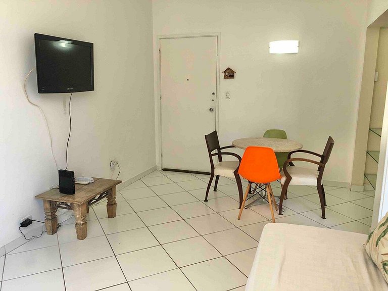 Apartamento na Praia das Pitangueiras - 1 Vaga