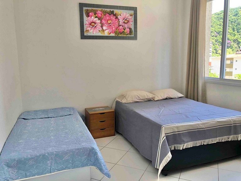 Apartamento na Praia das Pitangueiras - 1 Vaga