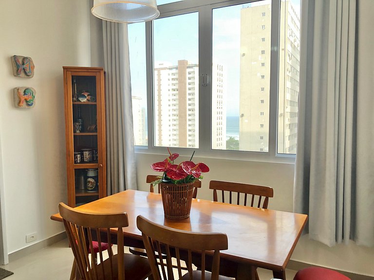 Apartamento Vista Mar nas Pitangueiras com 1 Vaga